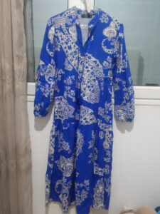 Robe bleu et blanc